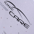 Čistička vzduchu Ionic-CARE, detail loga s kryštálmi, perleťovo biela zdobená kryštálmi